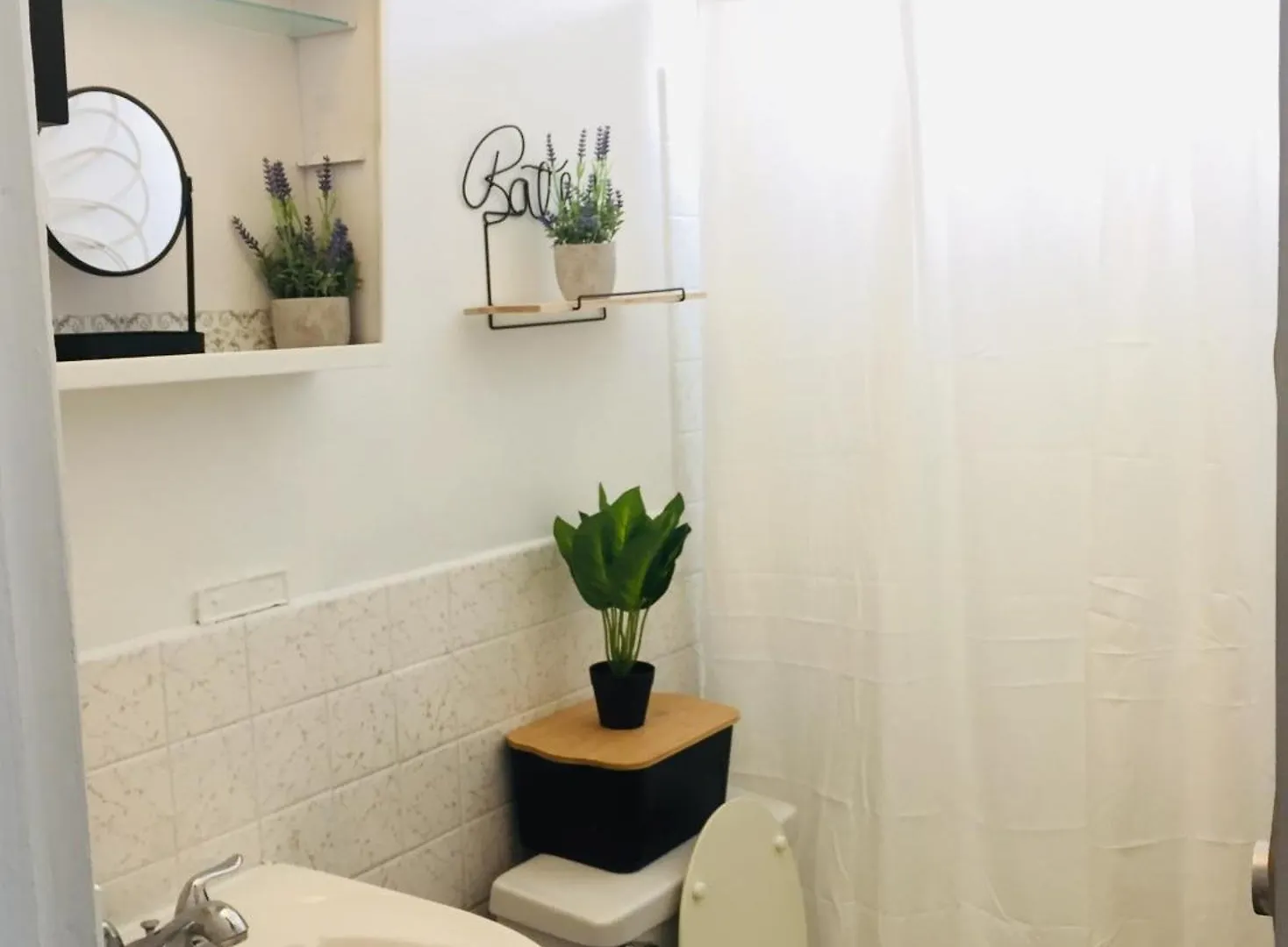 Cozy Space For 6 Private Bathroom At San Juan Pr Metro Area Homestay